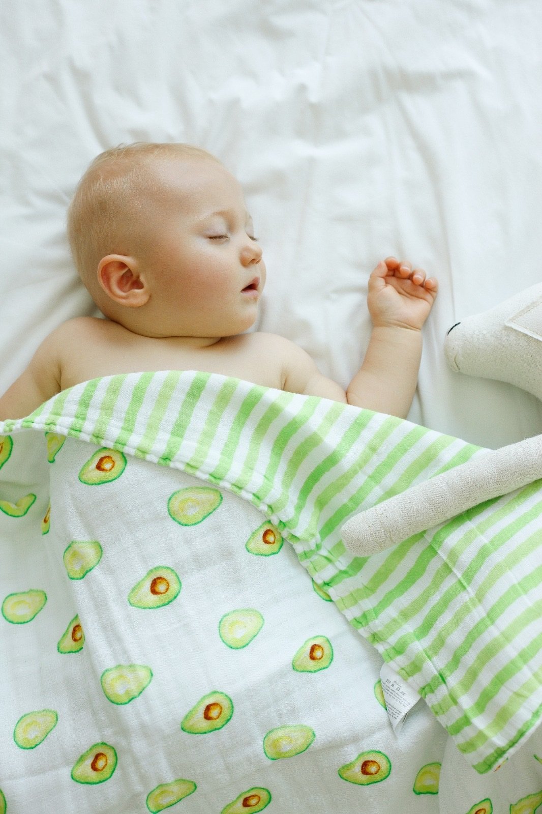 Organic Snug Blanket - Avocado