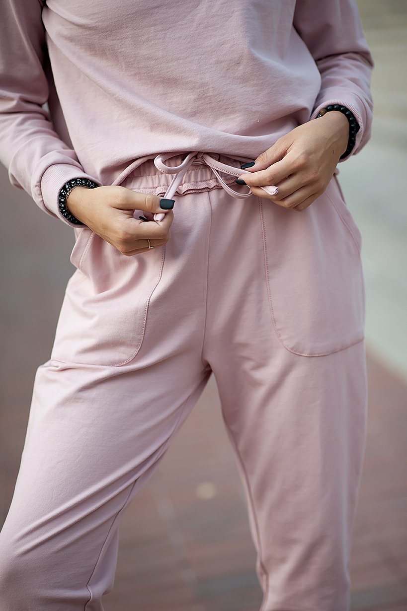 DT 24/7 Two-piece sweatsuit set in Blush Pink