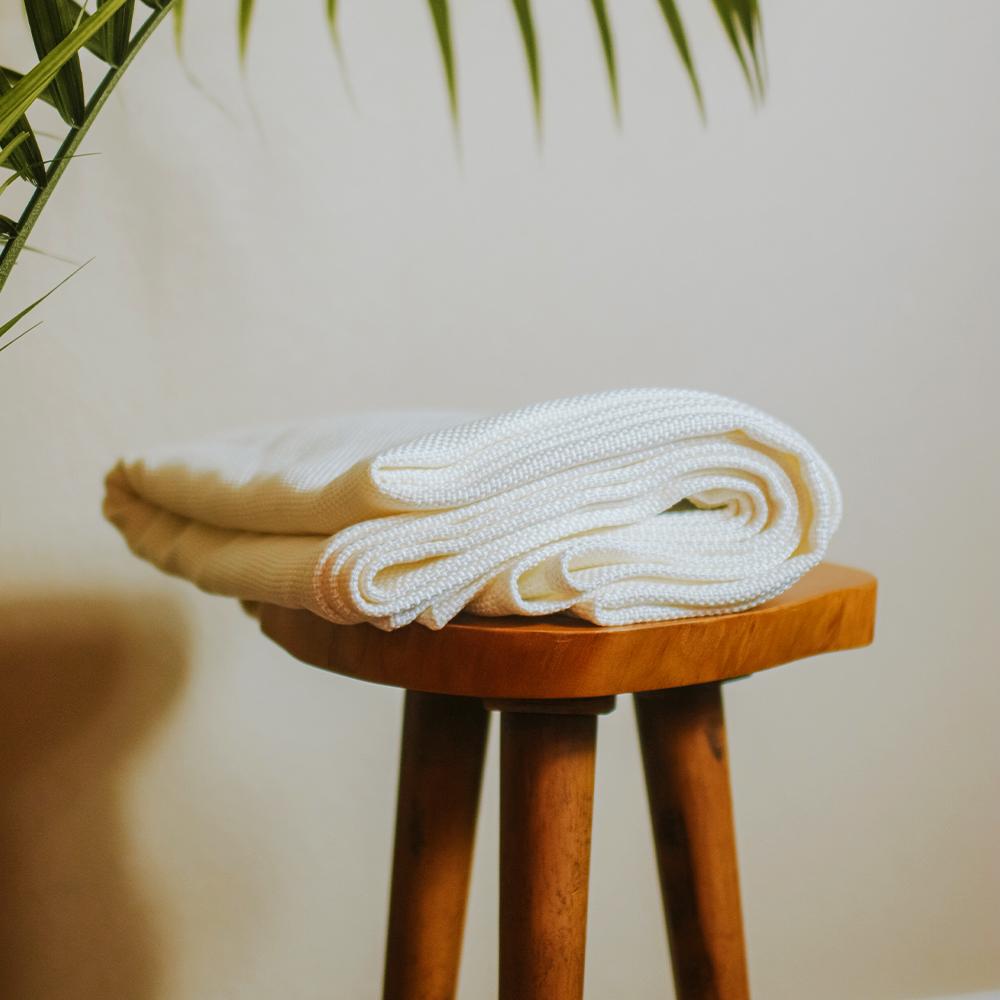 Eucalyptus Heavy Throw Blanket - Vegan Indulgence